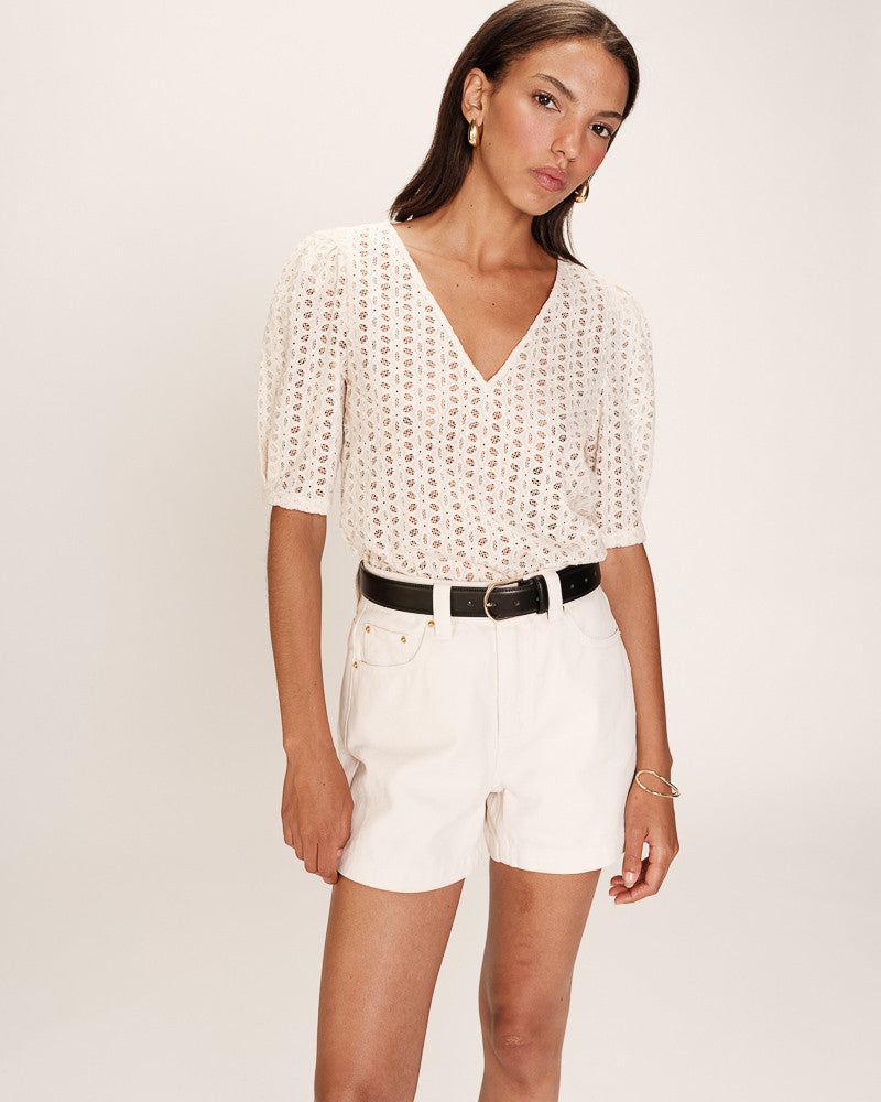 Romeo Blouse Beige à manches courtes en broderie anglaise