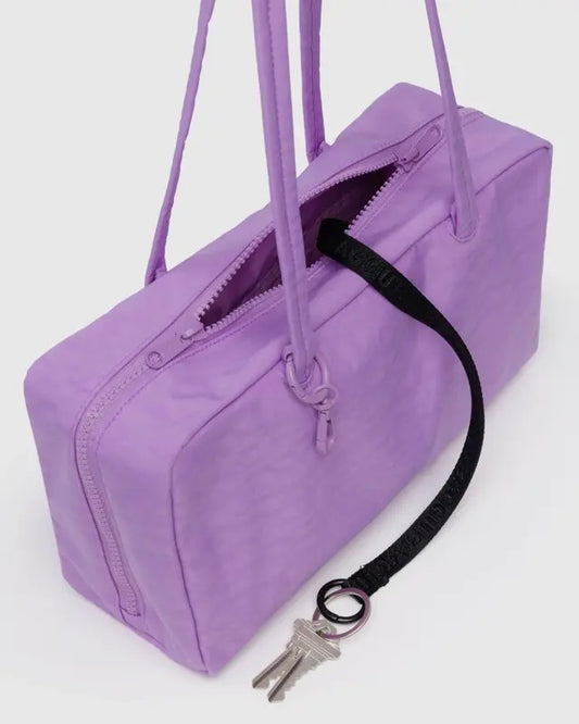 sac bowler rose lavande cle interieur	Sac Bowler rose lavande – Vue intérieure avec porte-clés et doublure recyclée
